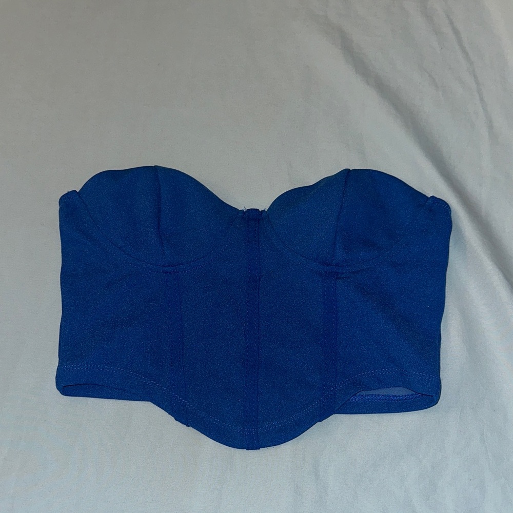 SHEIN Blue Crop Top